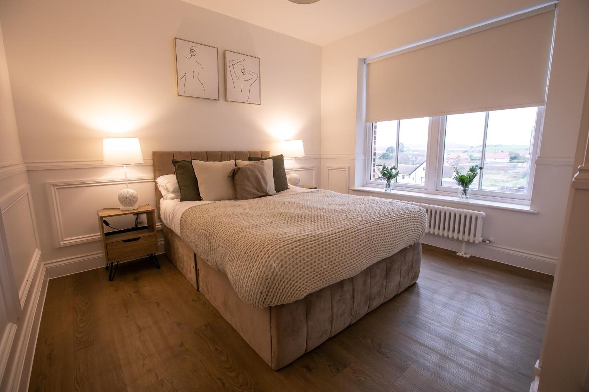 The Burlington Collection Apartment เชอริงแงม ภายนอก รูปภาพ